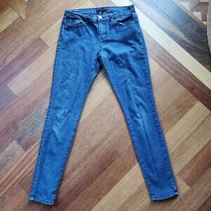 Forever 21 Medium Wash Low Rise Skinny Jeans Size 26